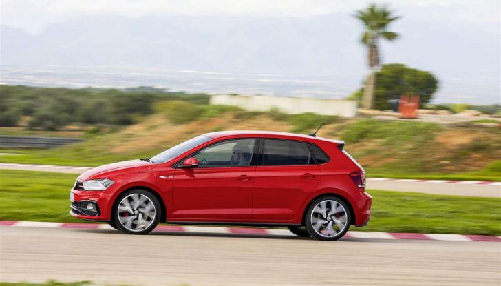 Volkswagen Polo GTI 2018 prezzi, motore e caratteristiche tecniche - Foto 10 di 14