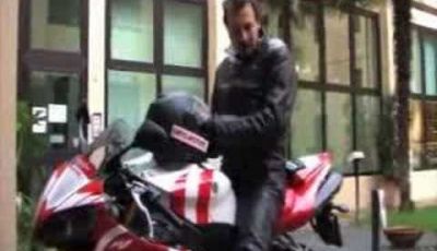 Video Yamaha R1 – Test Ride