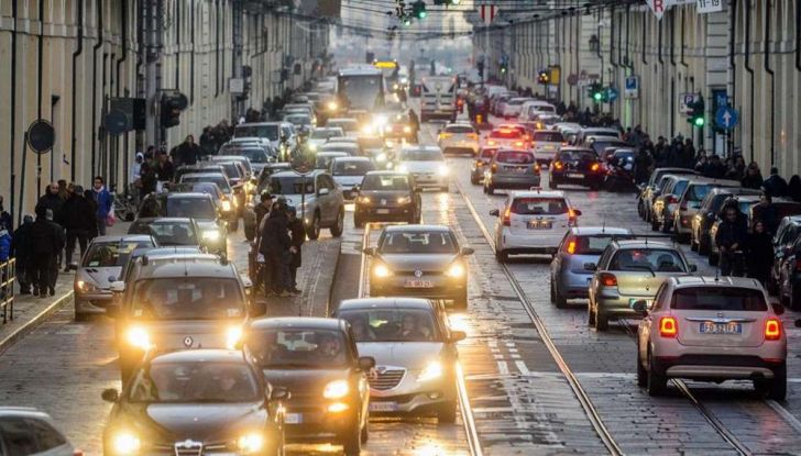 ZTL Torino, cambiano orari e sistemi di accesso - Foto 1 di 9