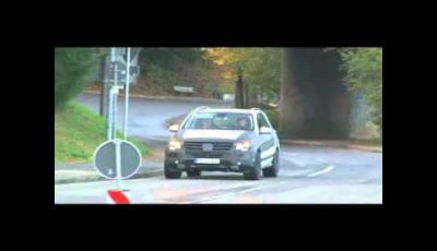 Mercedes Benz ML-63 AMG video spia