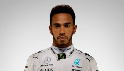 Lewis Hamilton al nipotino: “i maschi non si vestono da principessa”