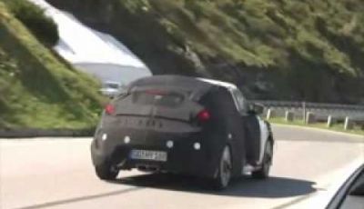 Video Hyundai Veloster Spy