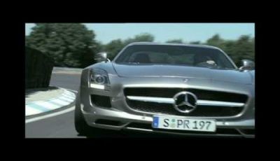 Video Mercedes SLS AMG