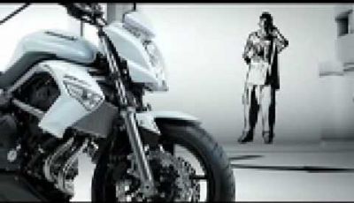 Video Kawasaki ER-6N