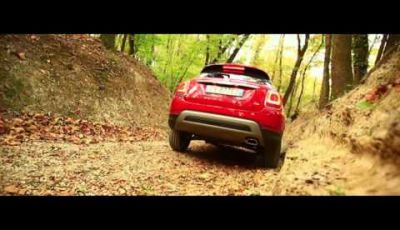 Fiat 500X, il crossover torinese si presenta in un video ufficiale