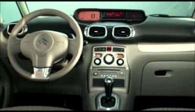 Citroen al mondiale dell’auto di parigi 2012 – C3 Picasso film studio