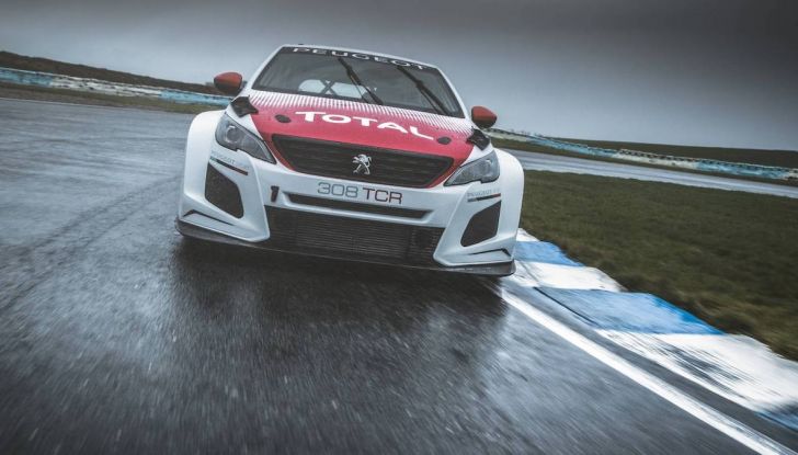 Peugeot 308 TCR, i 350CV di Peugeot Sport per i clienti più veloci - Foto 7 di 19