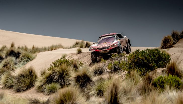 Dakar 2018 – Sainz / Cruz vincono a Uyuni e prendono il comando della gara - Foto 2 di 3