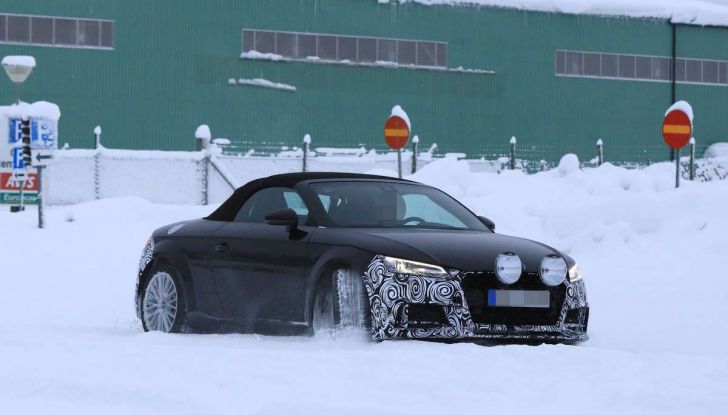 Audi TT Roadster 2019, prime immagini e test su strada - Foto 5 di 15