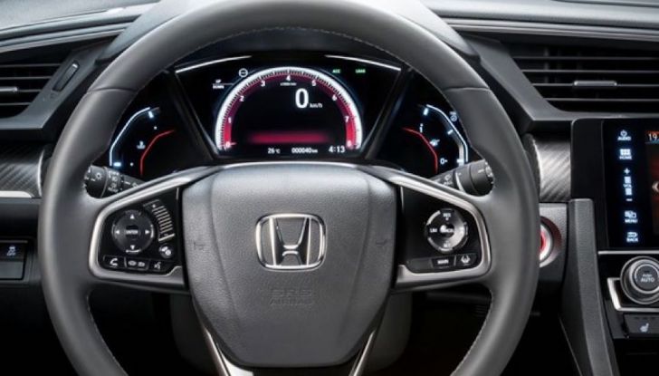 Nuova Honda Civic 2018 con motore Diesel i-DTEC - Foto 10 di 19