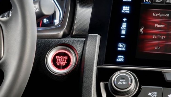 Nuova Honda Civic 2018 con motore Diesel i-DTEC - Foto 12 di 19