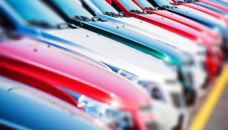 Mercato auto 2017: le immatricolazioni salgono con un generoso +7,92% - Foto 1 di 5