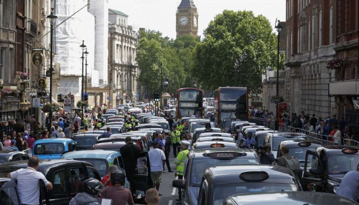 Londra traffico film M.I.