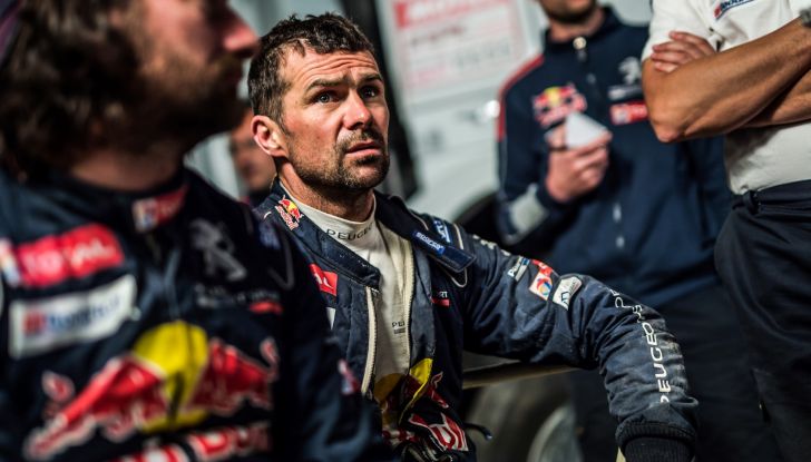 Dakar 2018 – Cyril Despres torna in gara dopo l’incidente con la sua Peugeot 3008DKR Maxi! - Foto 3 di 4