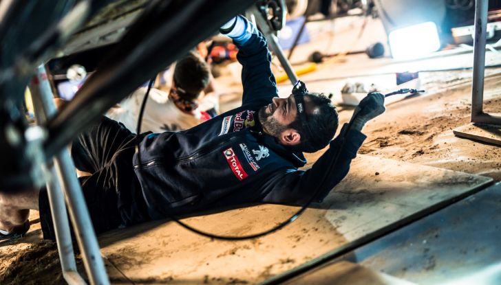 Dakar 2018 – Cyril Despres torna in gara dopo l’incidente con la sua Peugeot 3008DKR Maxi! - Foto 1 di 4