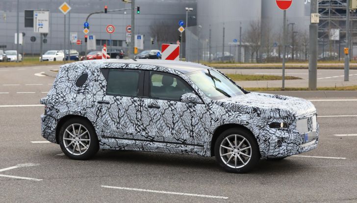 Mercedes GLB 2020, il nuovo SUV della Stella per ampliare la gamma - Foto 4 di 8