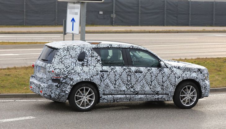Mercedes GLB 2020, il nuovo SUV della Stella per ampliare la gamma - Foto 6 di 8
