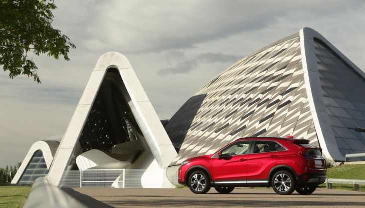 Test drive Mitsubishi Eclipse Cross, il Made in Japan per sfidare i giganti - Foto 15 di 44