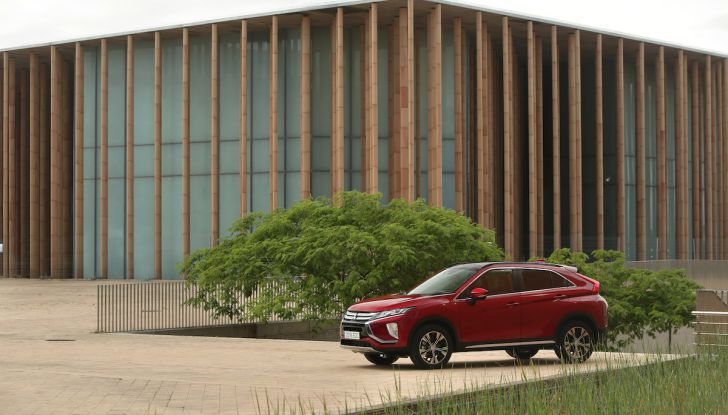 Test drive Mitsubishi Eclipse Cross, il Made in Japan per sfidare i giganti - Foto 22 di 44