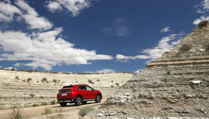 Test drive Mitsubishi Eclipse Cross, il Made in Japan per sfidare i giganti - Foto 32 di 44