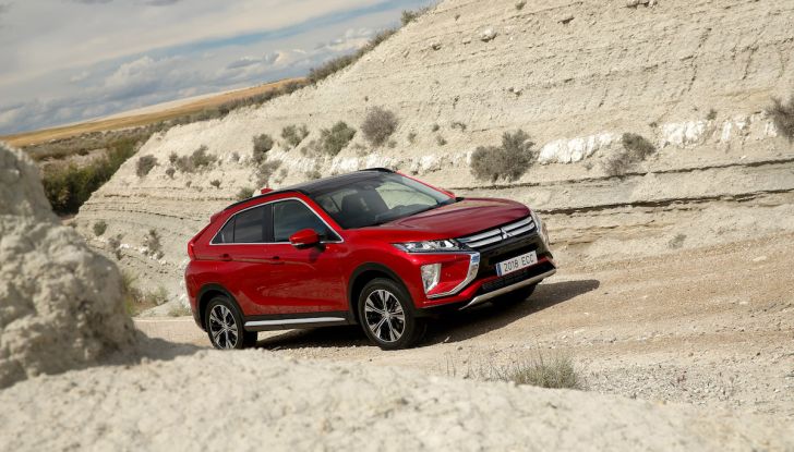Test drive Mitsubishi Eclipse Cross, il Made in Japan per sfidare i giganti - Foto 34 di 44