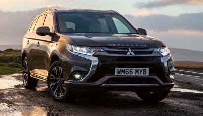 SUV, Mitsubishi Outlander PHEV festeggia 100.000 clienti in Europa