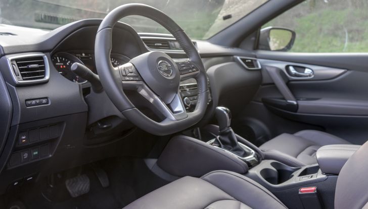 [VIDEO] Nissan Qashqai 2017, la prova su strada del 130CV Diesel - Foto 5 di 25