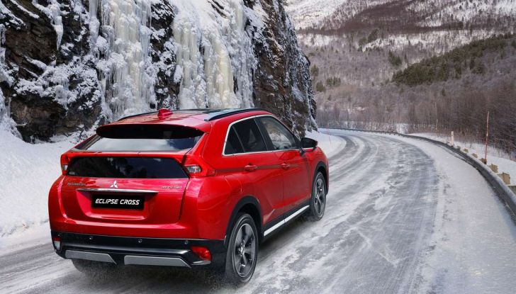 Nuova Mitsubishi Eclipse Cross 2018, informazioni e prezzi - Foto 2 di 4