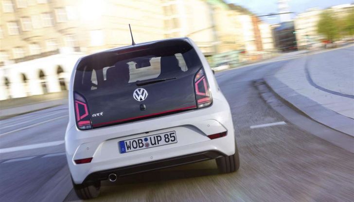 Nuova Volkswagen Up! GTI, prezzi, motori e allestimenti - Foto 12 di 20