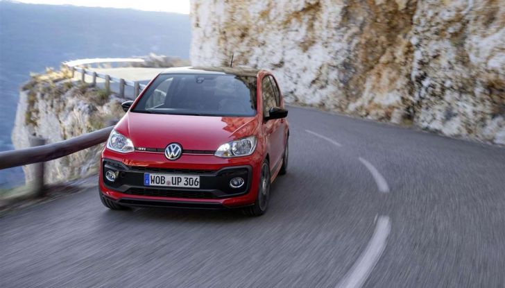 Nuova Volkswagen Up! GTI, prezzi, motori e allestimenti - Foto 7 di 20
