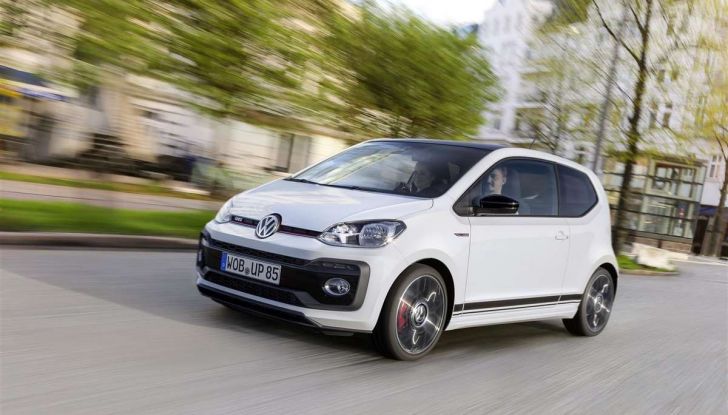 Nuova Volkswagen Up! GTI, prezzi, motori e allestimenti - Foto 11 di 20