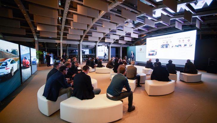 Il futuro elettrico di Porsche con Mission E, Ionity e l’ibrido Plug-In - Foto 2 di 6