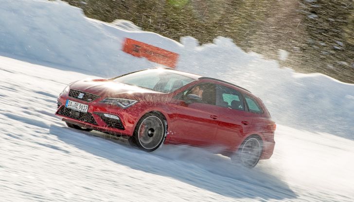 SEAT e la trazione integrale 4Drive, prova e recensione sulla neve - Foto 1 di 62