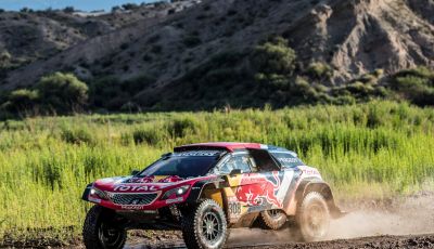 Dakar 2018 – A due giorni dall’arrivo, le Peugeot gestiscono la gara