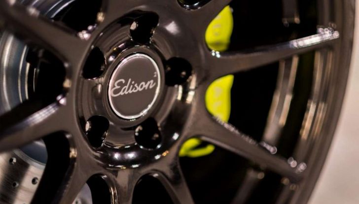 Vanderhall Edison 2, il triciclo elettrico da 180 CV - Foto 7 di 9