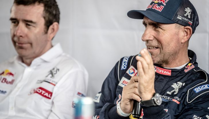 Dakar 2018 – VOCE al team Peugeot nella giornata di riposo - Foto 1 di 2