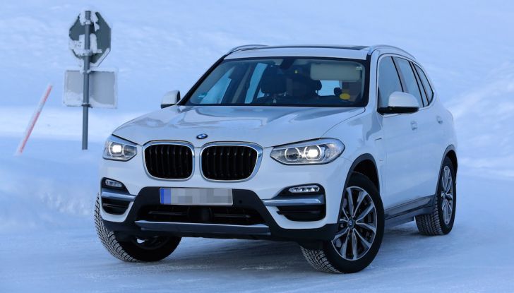 BMW X3 elettrica Plug-in: il SUV dell’Elica pronto alla rivoluzione - Foto 3 di 10