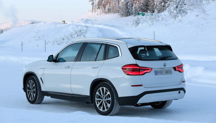 BMW X3 elettrica Plug-in: il SUV dell’Elica pronto alla rivoluzione - Foto 8 di 10