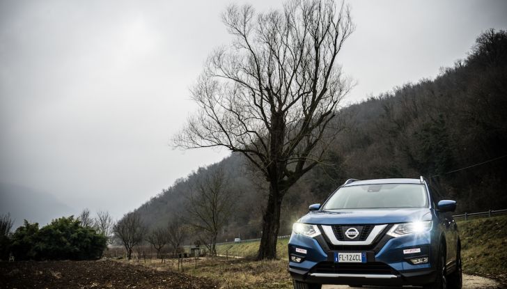 [VIDEO] Prova su strada Nissan X-Trail 2017 – il SUV 7 posti con 4x4i - Foto 8 di 42