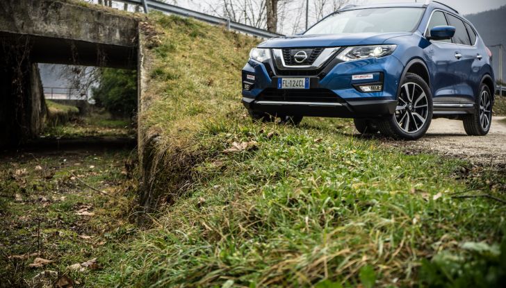 [VIDEO] Prova su strada Nissan X-Trail 2017 – il SUV 7 posti con 4x4i - Foto 7 di 42