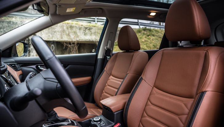 [VIDEO] Prova su strada Nissan X-Trail 2017 – il SUV 7 posti con 4x4i - Foto 18 di 42