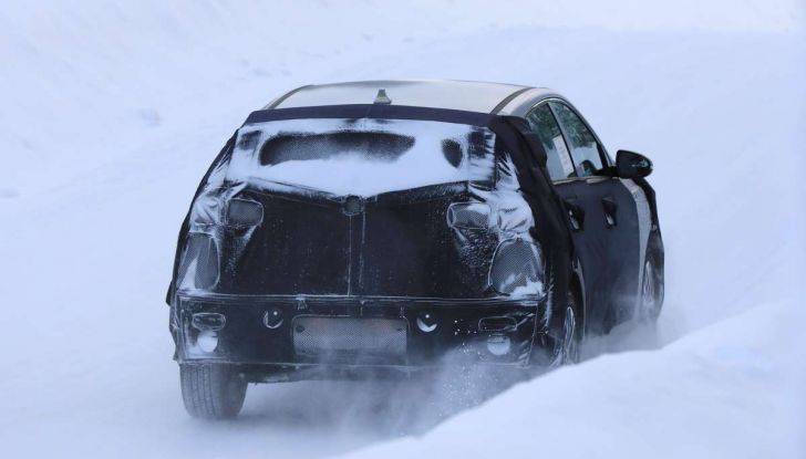 Kia Niro EV, primi test drive per la variante elettrica - Foto 5 di 15