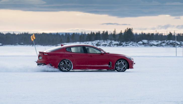 Kia Stinger 2018: prova su strada della GT Made in Korea - Foto 19 di 19