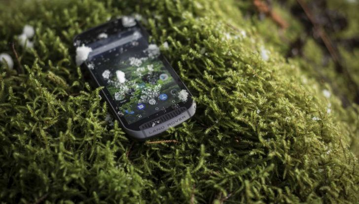 Land Rover Explorer Smartphone: caratteristiche tecniche - Foto 2 di 13