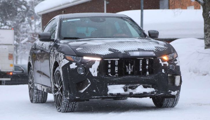 Maserati Levante GTS, primi collaudi per la variante sportiva del SUV - Foto 4 di 27