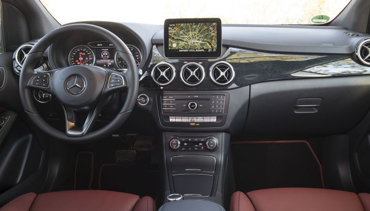 Mercedes-Benz Classe B Tech 2018, la nostra prova su strada - Foto 19 di 30