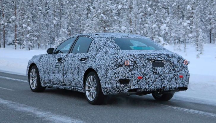 Mercedes Classe S, la nuova generazione impegnata nei test drive - Foto 17 di 17