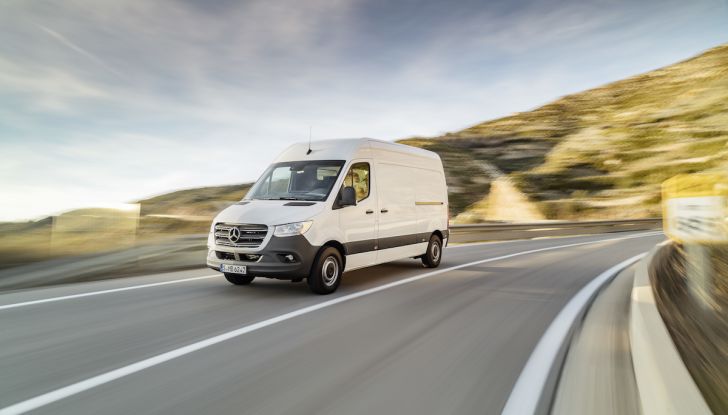 Mercedes Sprinter 2018, arriva la terza generazione - Foto 4 di 25