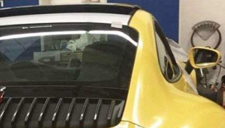 Nuova Porsche 911 2019, le prime immagini senza veli - Foto 2 di 6