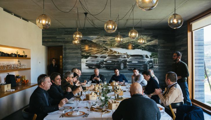 Porsche Cayenne 2018, prova su strada: la terza generazione allo stato dell’arte - Foto 24 di 44